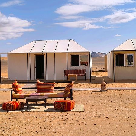 Luxury Bega Camp Hotel เมอร์ซูกา ภายนอก รูปภาพ