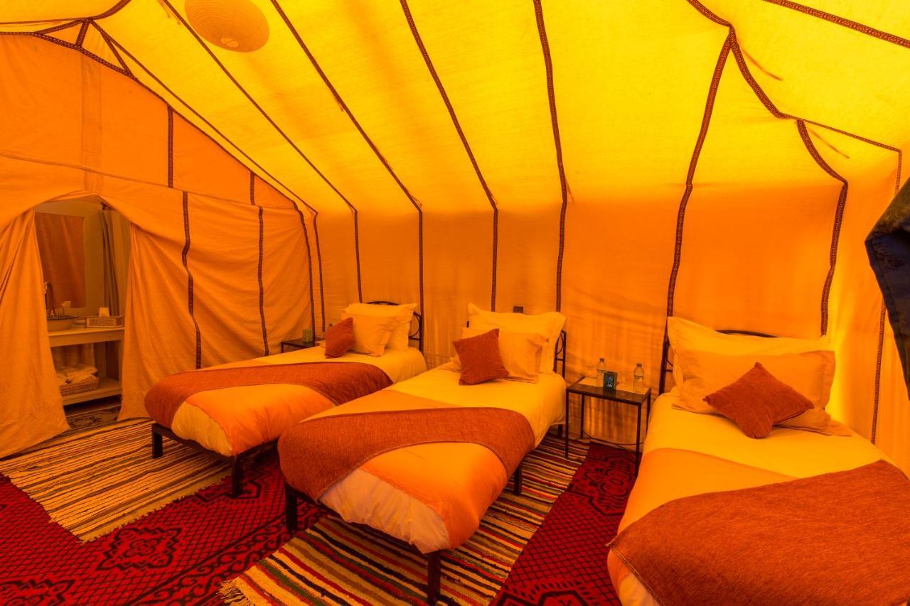Luxury Bega Camp Hotel เมอร์ซูกา ภายนอก รูปภาพ