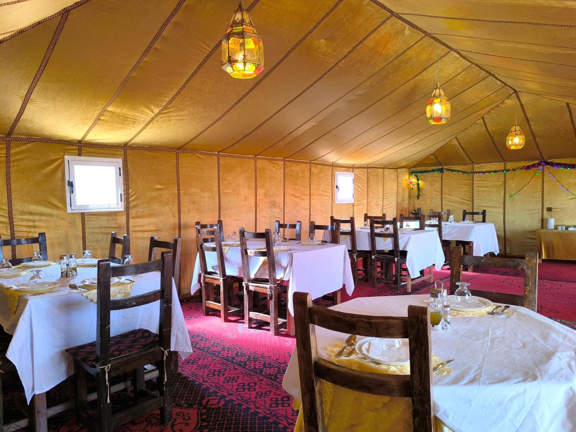 Luxury Bega Camp Hotel เมอร์ซูกา ภายนอก รูปภาพ