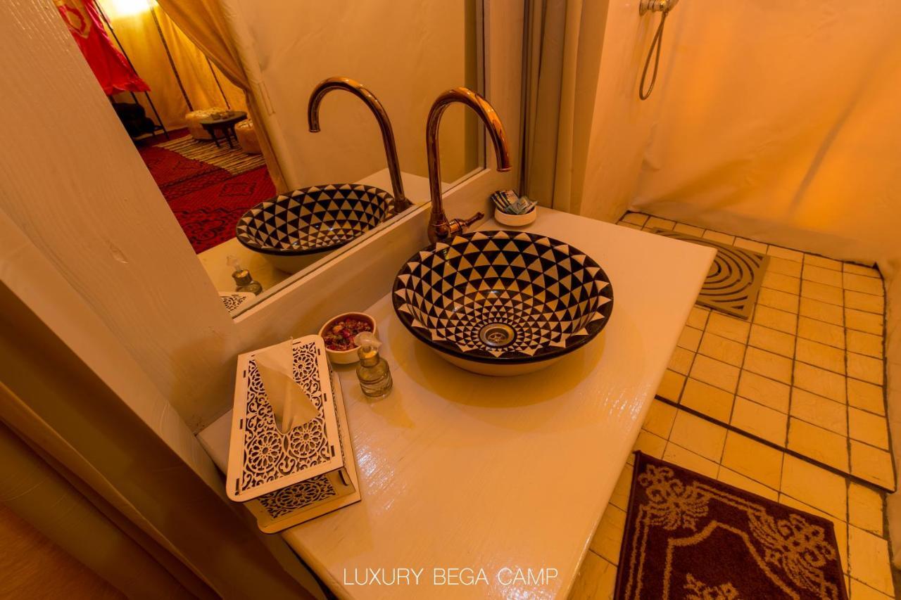 Luxury Bega Camp Hotel เมอร์ซูกา ภายนอก รูปภาพ
